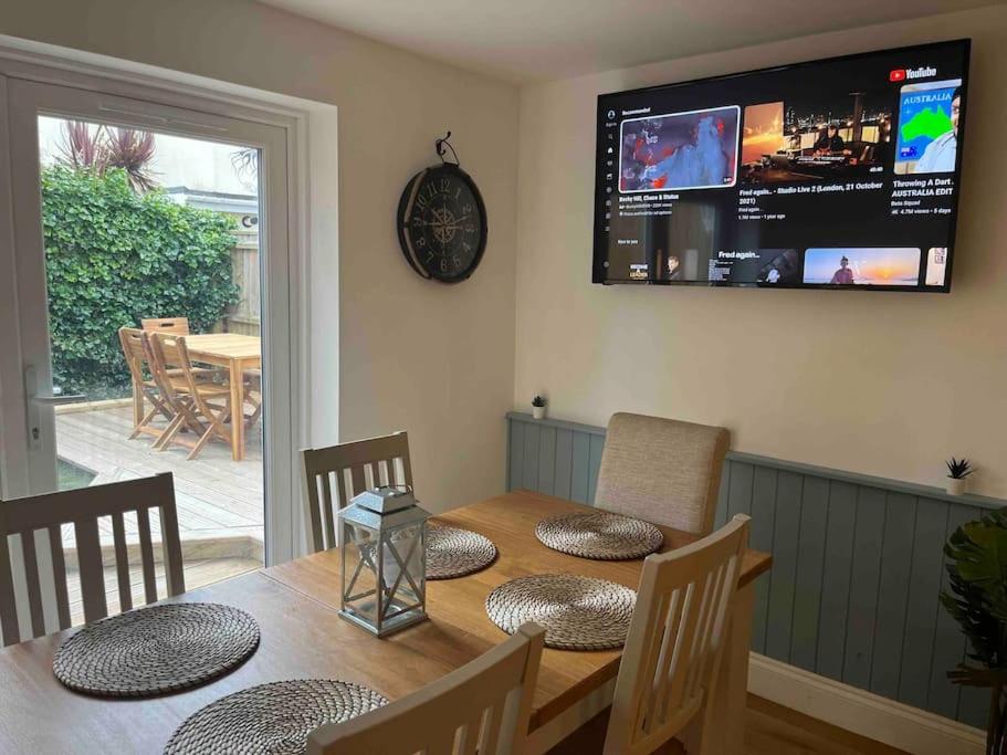 Newly Renovated 3 Bedroom Victorian Detached House Bournemouth Exterior foto